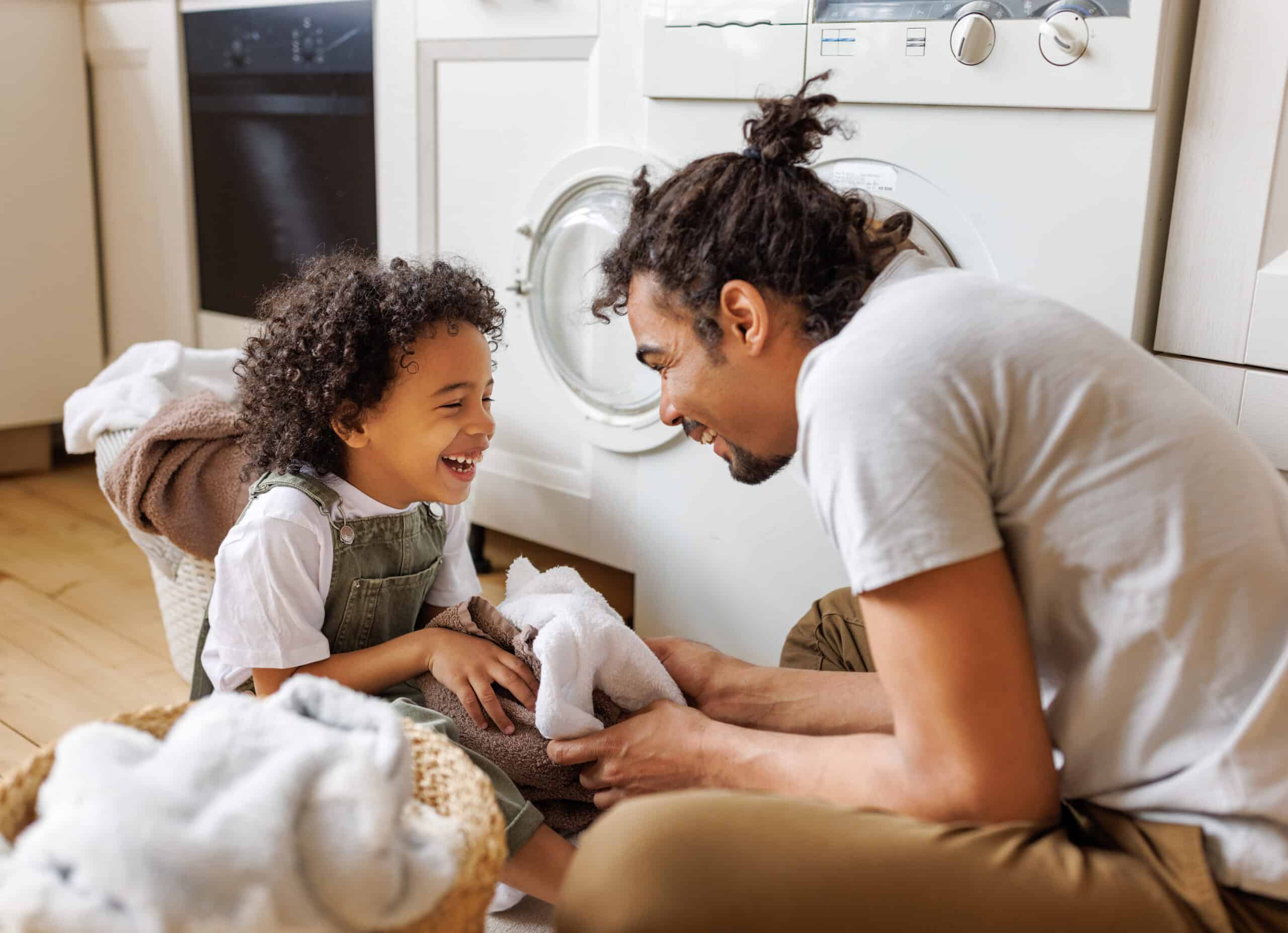 youth savings accounts, benefits of a youth savings account, benefits of saving early